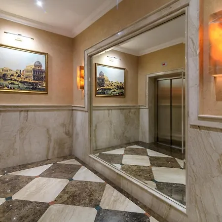 Borghese Grand Caravel Apartment Varna